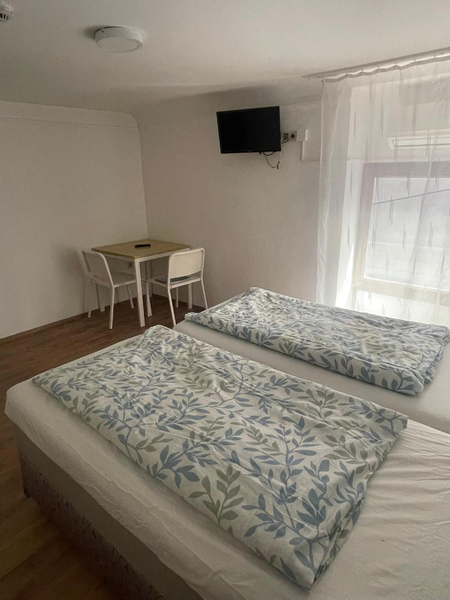 Center Hostel And Guest House Βουδαπέστη Εξωτερικό φωτογραφία