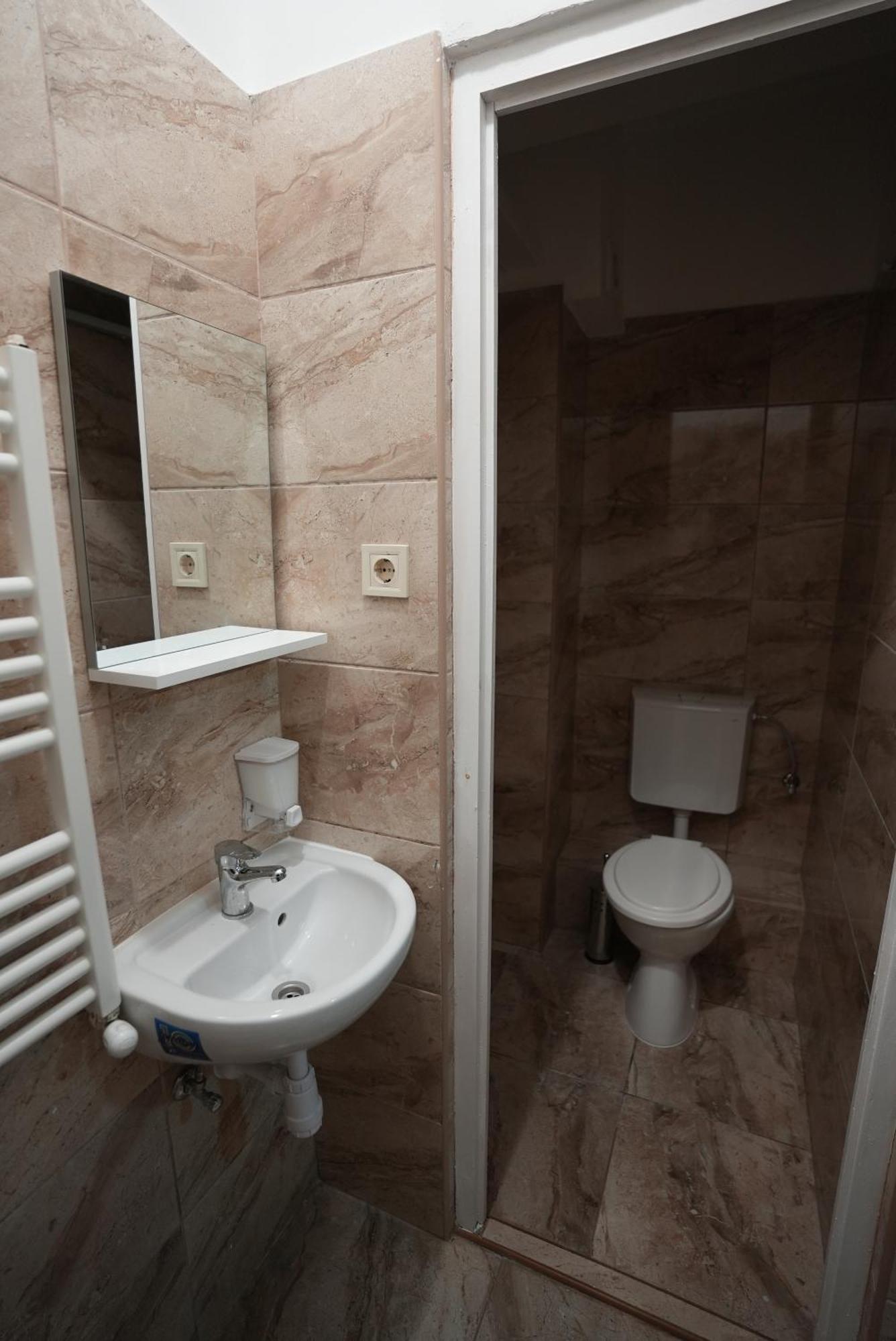 Center Hostel And Guest House Βουδαπέστη Εξωτερικό φωτογραφία